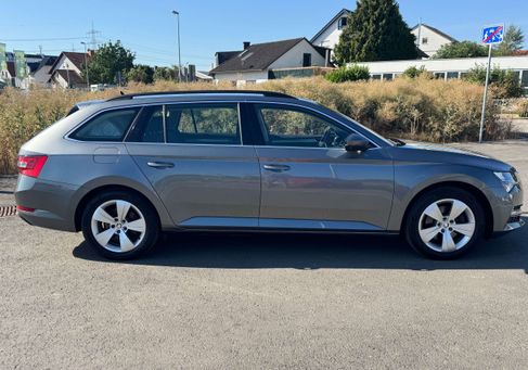 Skoda Superb, 2022