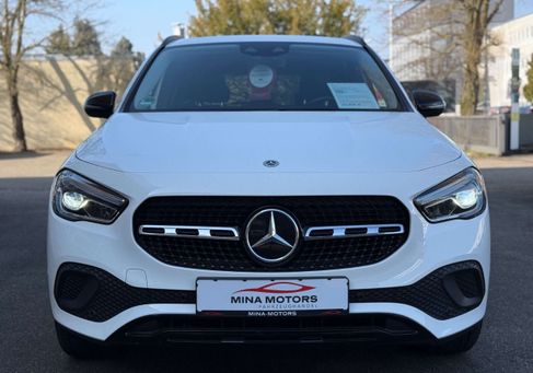Mercedes-Benz GLA 180, 2020
