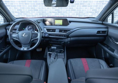 Lexus UX, 2019 2