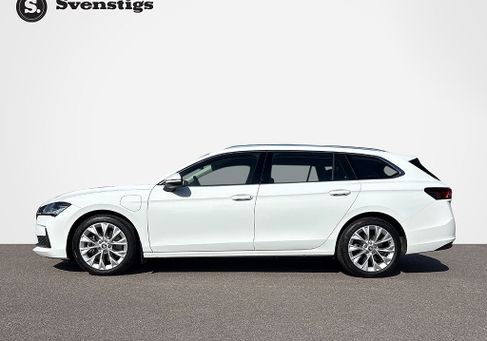 Skoda Superb, 2025