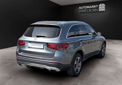 Mercedes-Benz GLC 300, 2021