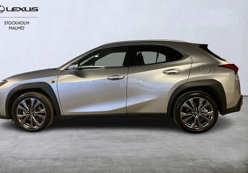 Lexus UX, 2026