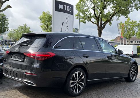 Mercedes-Benz C 300, 2023