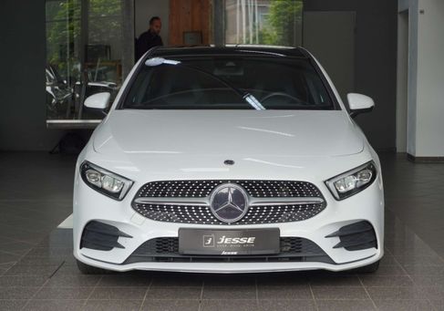 Mercedes-Benz A 180, 2022