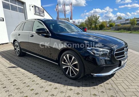 Mercedes-Benz E 300, 2022 3