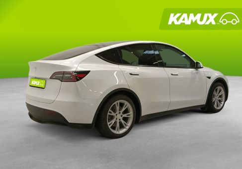 Tesla Model Y, 2023 3