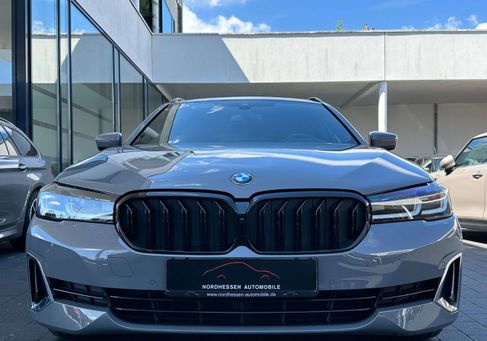 BMW 520, 2022
