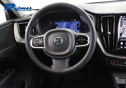 Volvo XC60, 2025