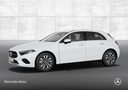Mercedes-Benz A 200, 2023