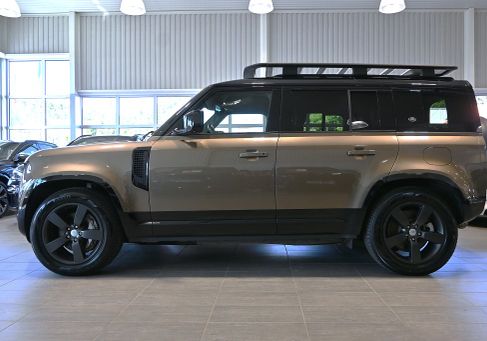 Land Rover Defender, 2024