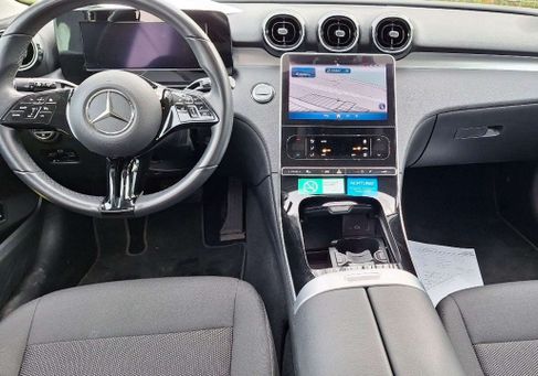 Mercedes-Benz C 200, 2022