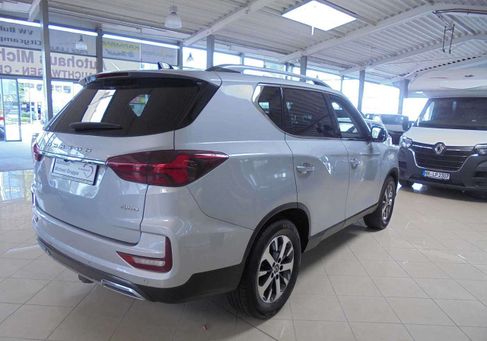 Ssangyong REXTON, 2022 3