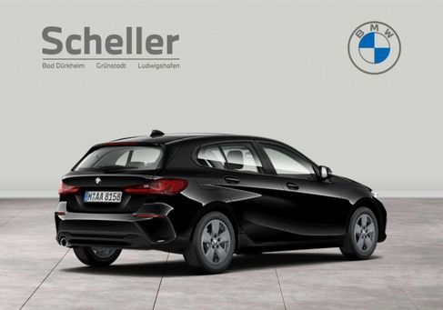 BMW 118, 2023