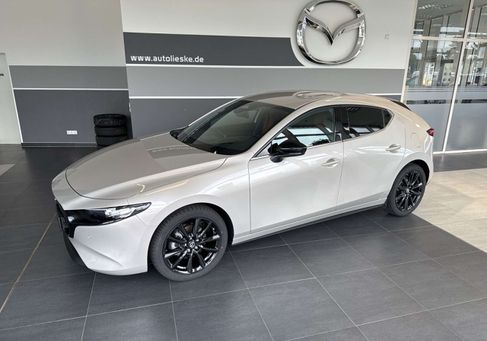 Mazda 3, 2025