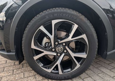 Toyota C-HR, 2021 3