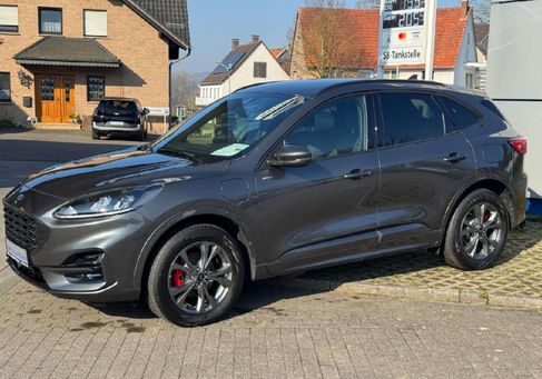 Ford Kuga, 2022