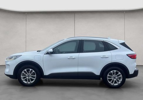 Ford Kuga, 2022
