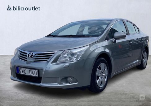 Toyota Avensis, 2010