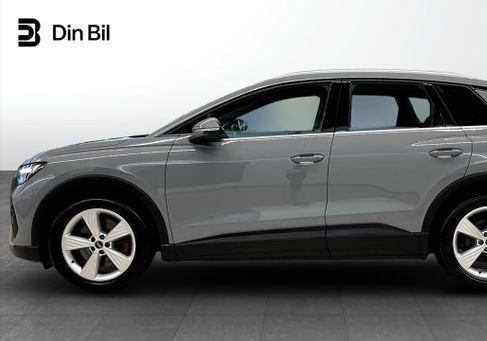 Audi Q4, 2023 2
