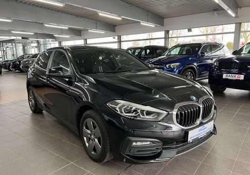 BMW 118, 2023