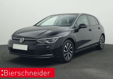 Volkswagen Golf, 2023