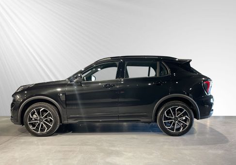 Lynk &amp; Co 01, 2025