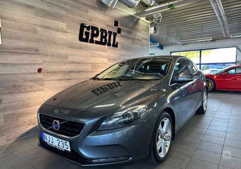 Volvo V40, 2014