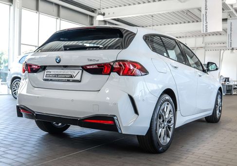 BMW 120, 2025
