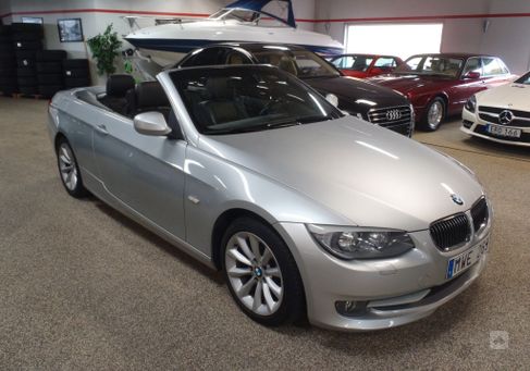 BMW 325, 2012