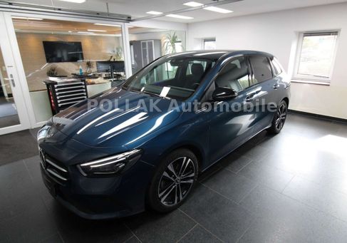 Mercedes-Benz B 200, 2019 3