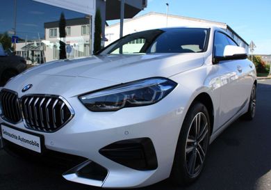 BMW 218, 2021