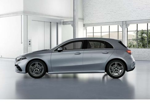 Mercedes-Benz A 180, 2025