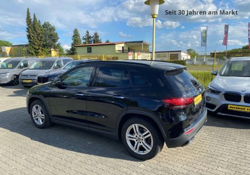 Mercedes-Benz GLA 220, 2023