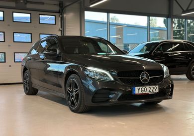 Mercedes-Benz C 300, 2021