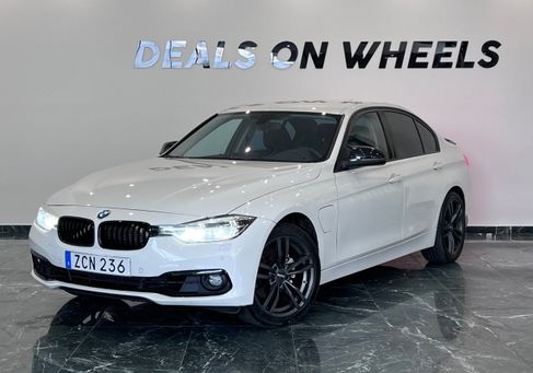 BMW 330, 2018