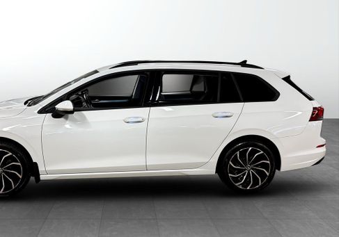 Volkswagen Golf, 2023 2
