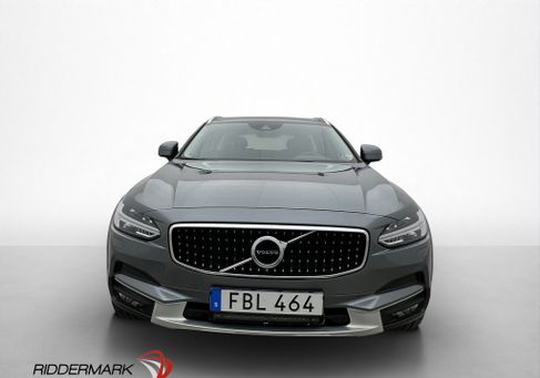 Volvo V90 Cross Country, 2018