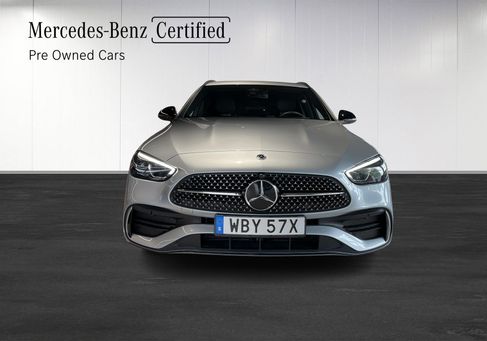 Mercedes-Benz C 300, 2025