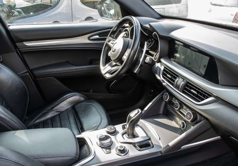 Alfa Romeo Stelvio, 2020