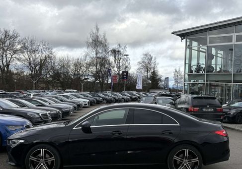 Mercedes-Benz CLA 200, 2022