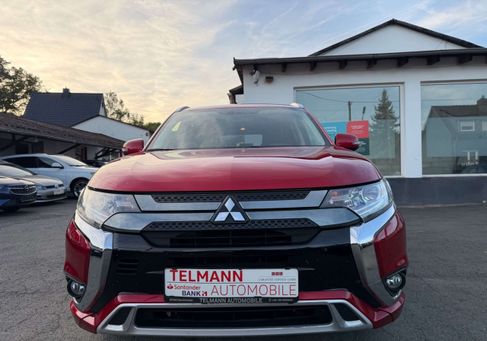 Mitsubishi Outlander, 2021