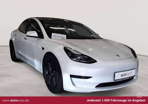 Tesla Model 3, 2021