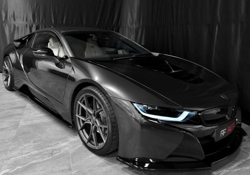 BMW i8, 2017