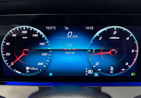 Mercedes-Benz E 200, 2021