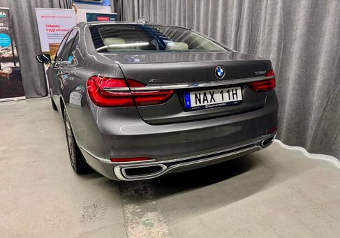 BMW 730, 2016