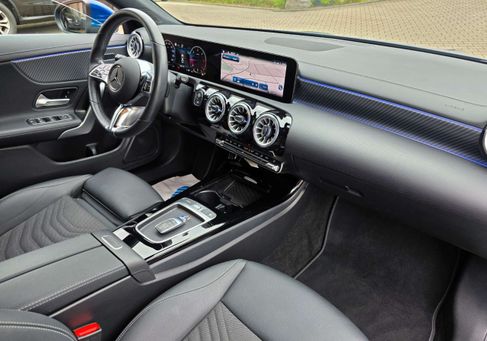 Mercedes-Benz CLA 200, 2024