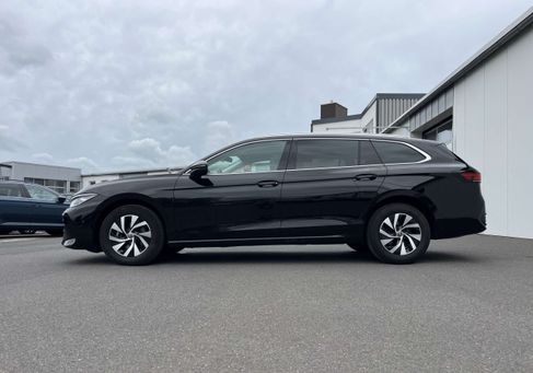 Volkswagen Passat Variant, 2024 2