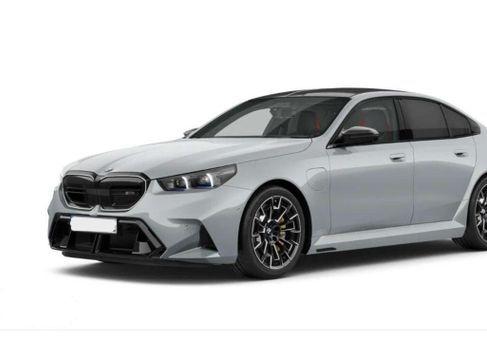 BMW M5, 2025