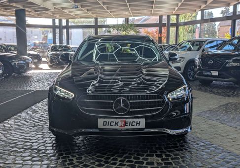 Mercedes-Benz E 200, 2022 2