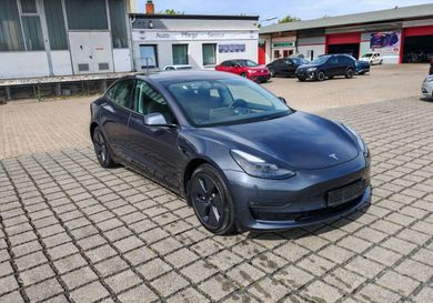 Tesla Model 3, 2023